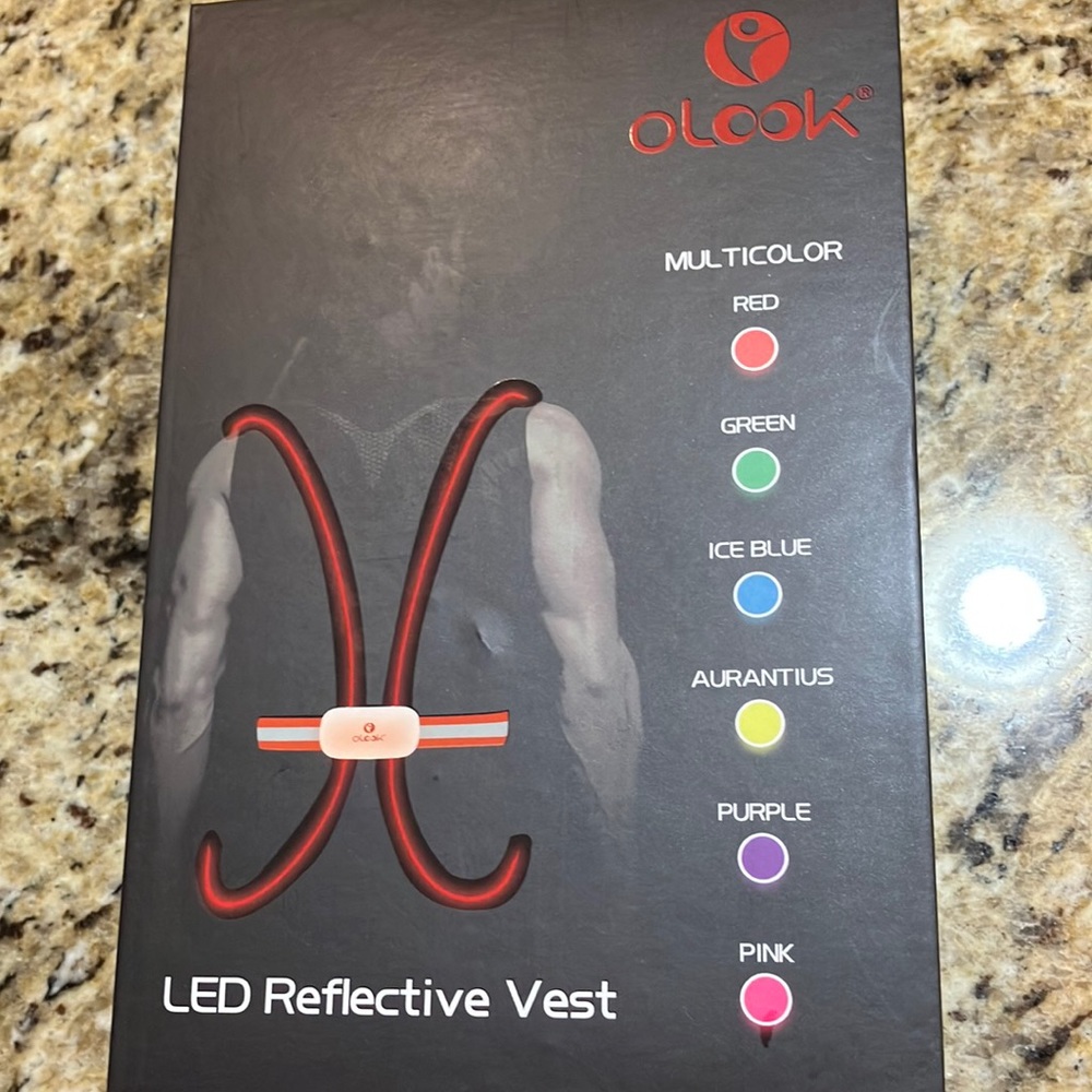 OLOOK VEST